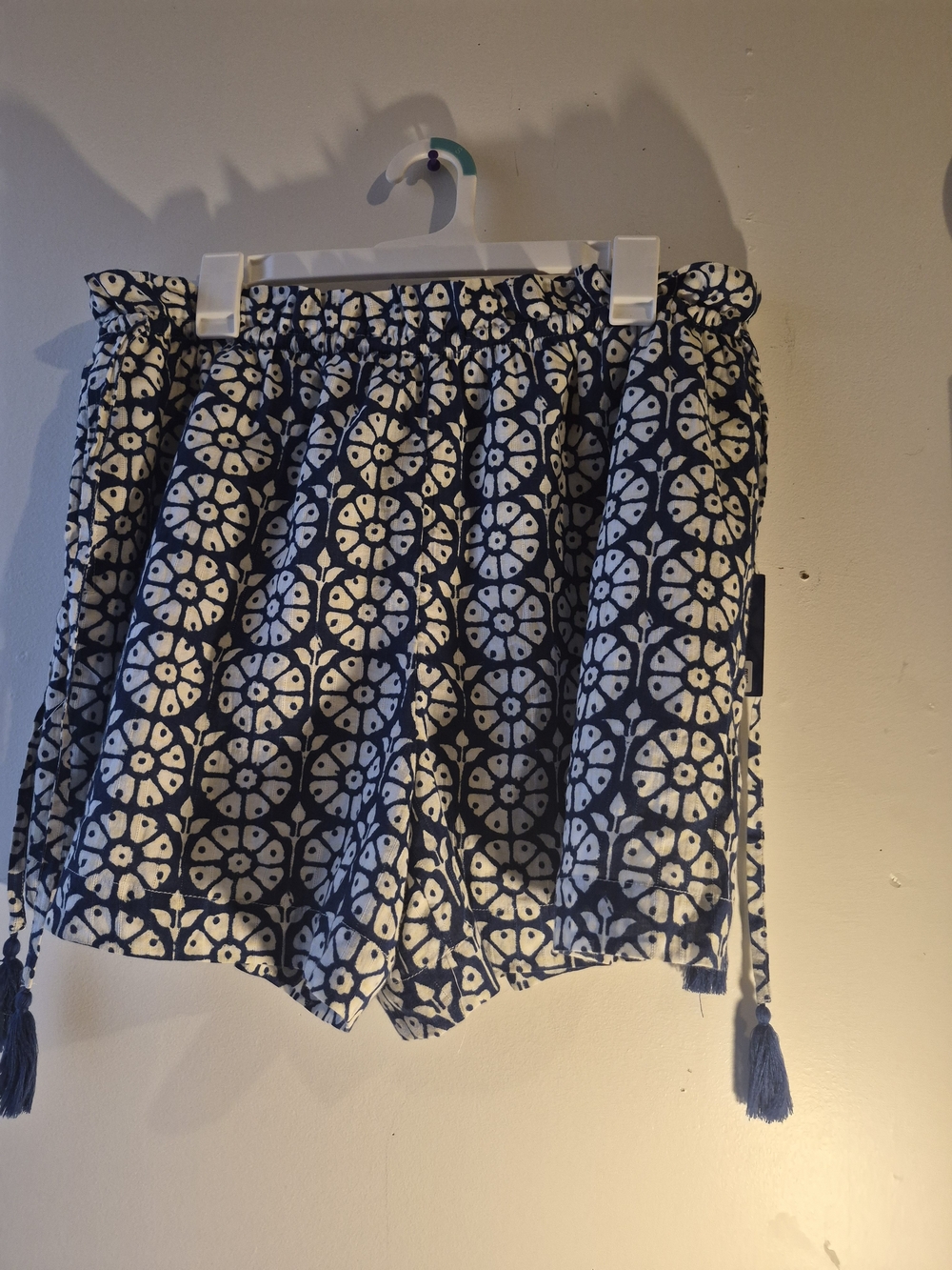 Roller Rabbit Navy and White Printed Pull-On Shorts